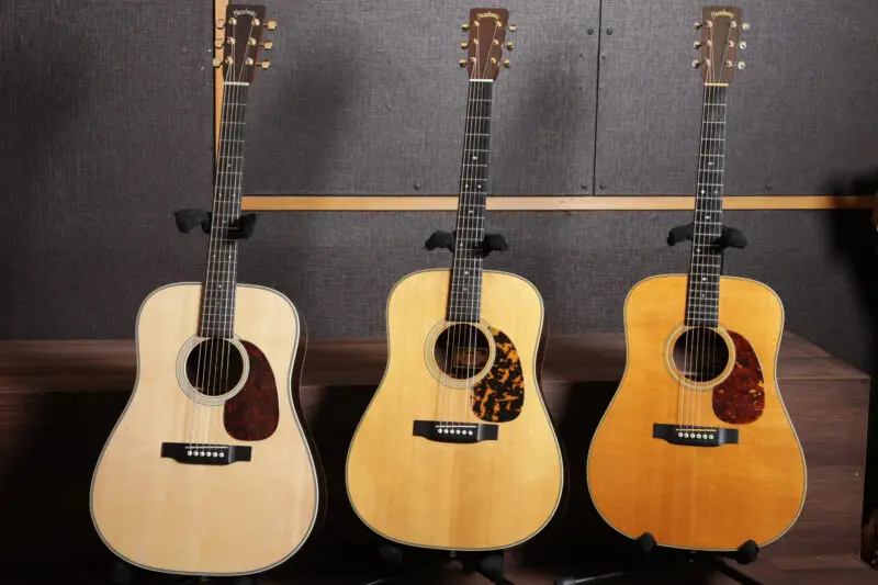 Three Headway HD-115 dreadnought acoustics, Deviser's acoustic brand