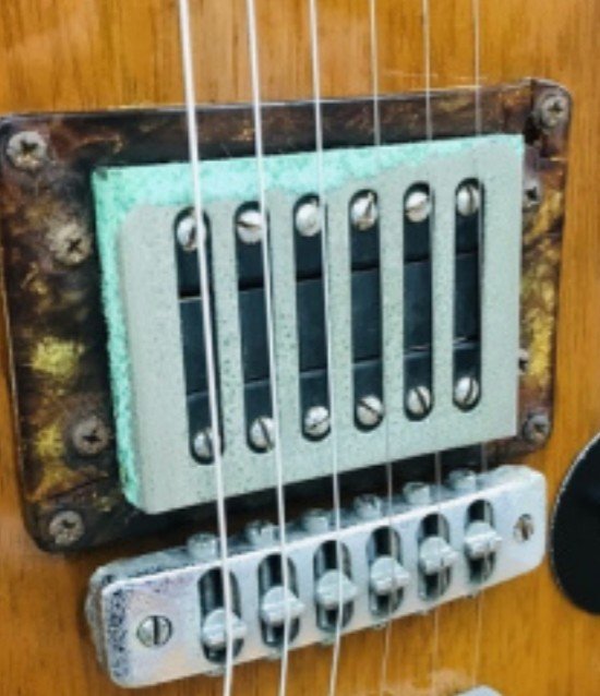 Close-up of the Ibanez triple-coil pickup